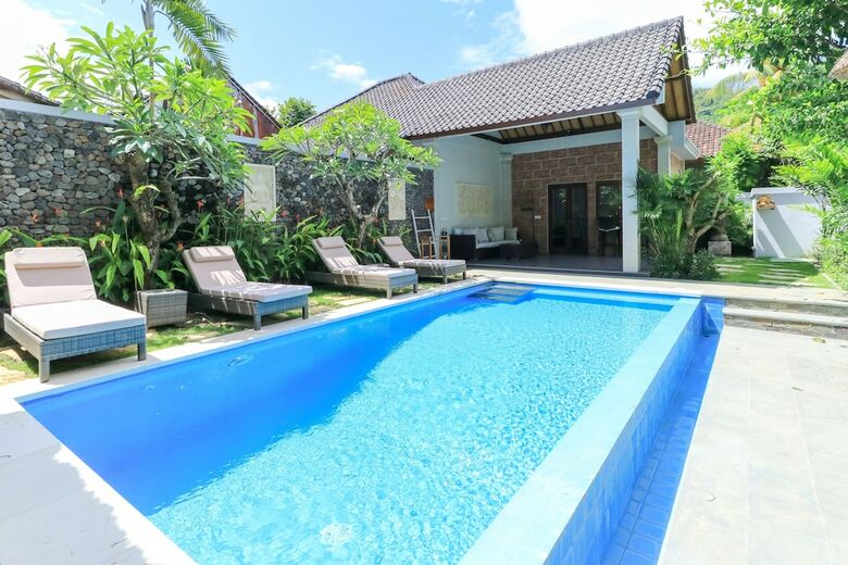 Bali Santi Villa