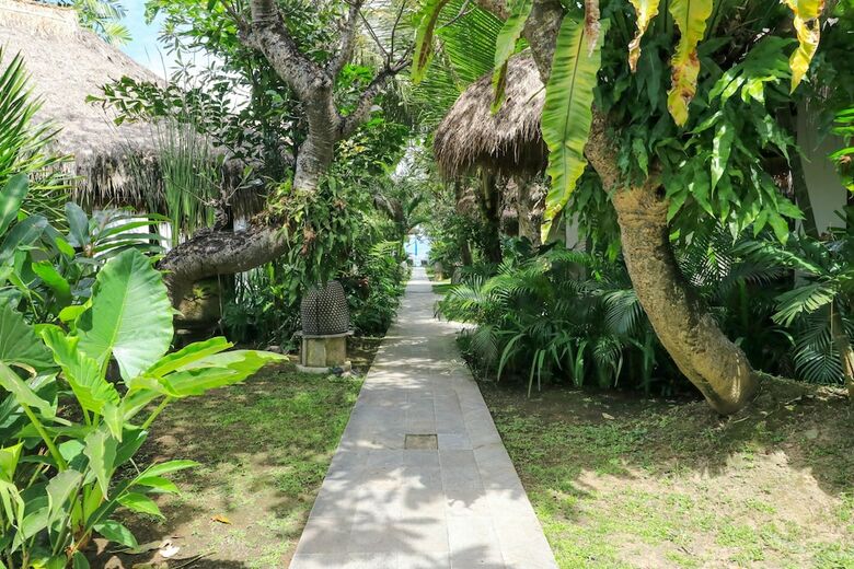 Bali Santi Villa