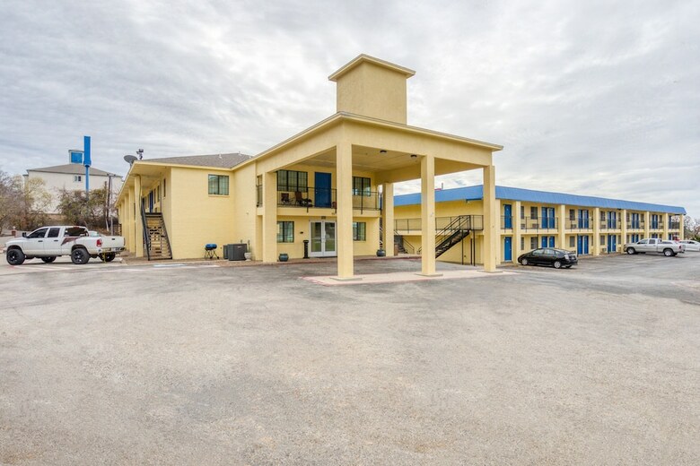 Hotel Rodeway Inn