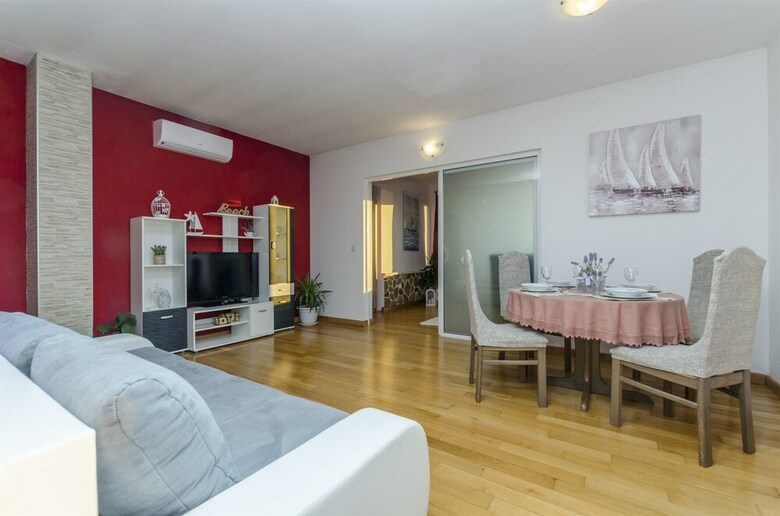 Apartments Bluesun