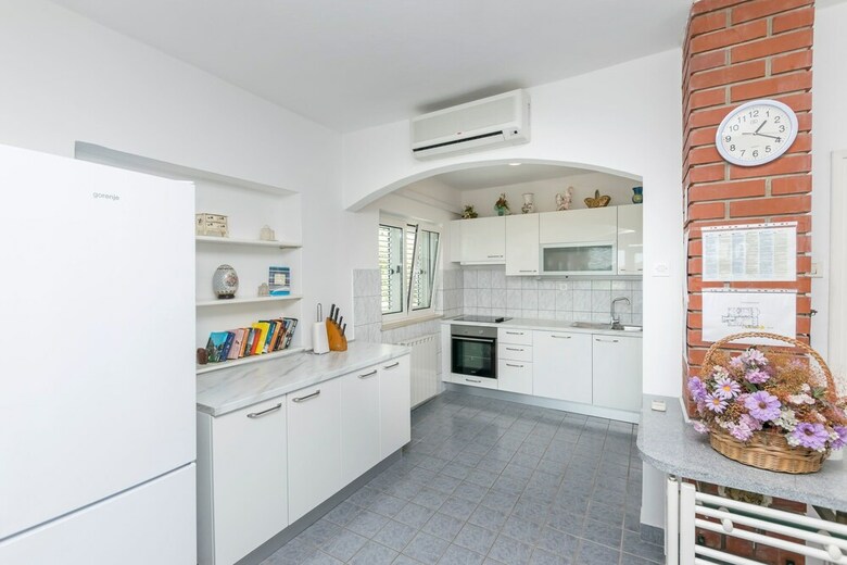 Apartments Rosanda