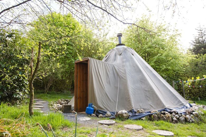 Hotel Larkhill Tipis And Yurts