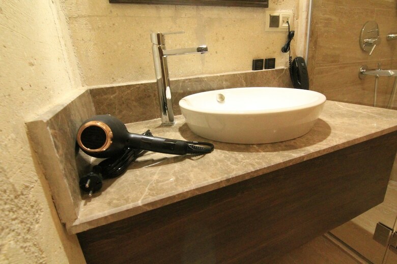 Hotel Tafana Cave & Stone Lodge