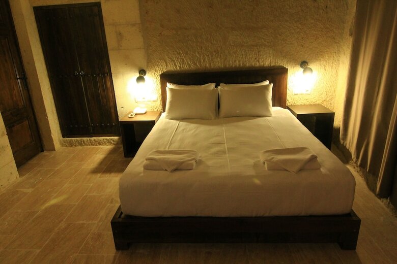 Hotel Tafana Cave & Stone Lodge