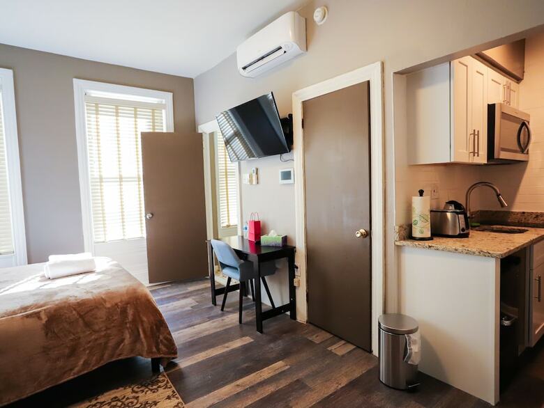 Midtown Suites