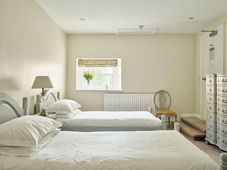 Tennant Arms Hotel