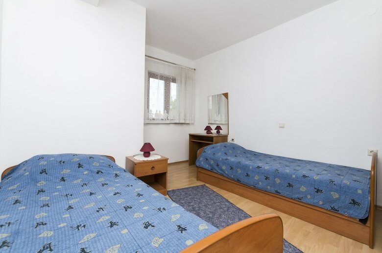 Apartments Davor