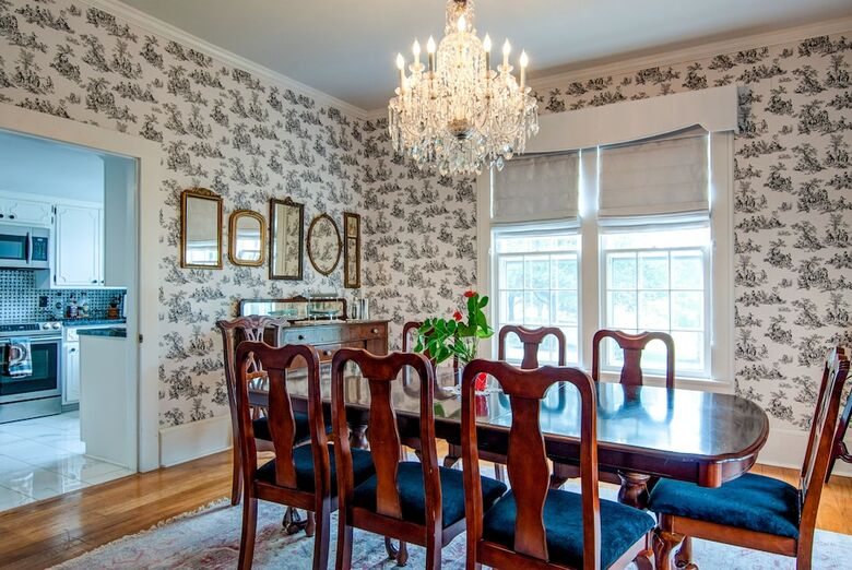 Bed & Breakfast Tolley House