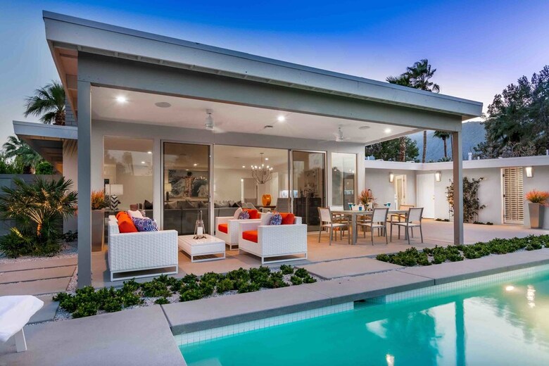Ps Desert Indulgence Three-bedroom House
