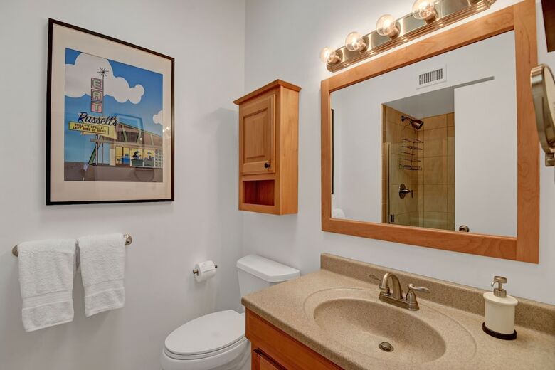 Banana Cabana Palm Springs Three Bedroom House