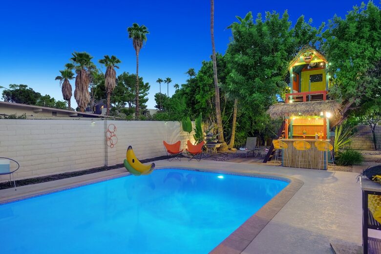 Banana Cabana Palm Springs Three Bedroom House