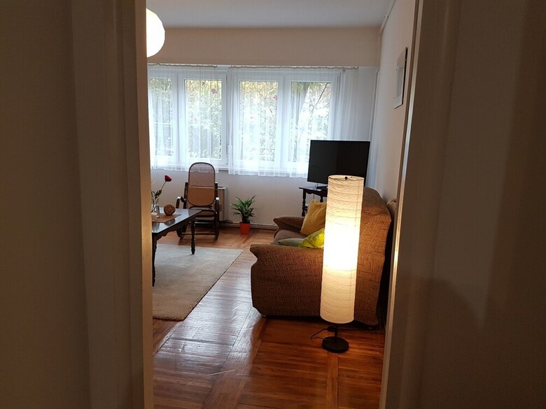 Apartment Relo