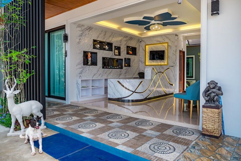 Hotel Blue Orchid Beach Krabi