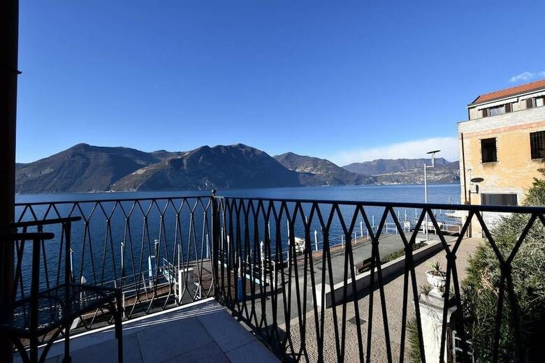 Apartamento In Riva Al Lago Marone