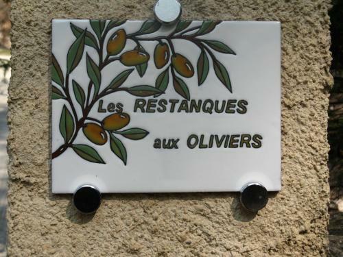 Les Restanques Aux Oliviers