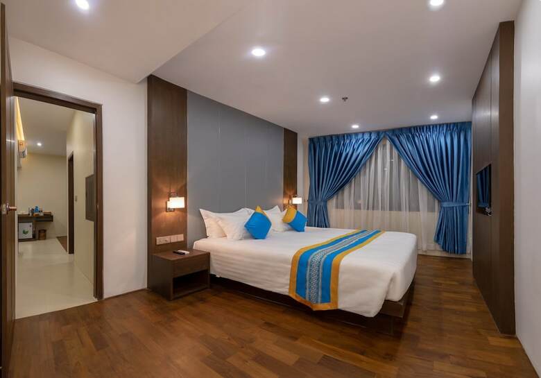 Capital Hotel