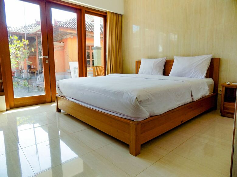 Hotel Guna Graha Kuta