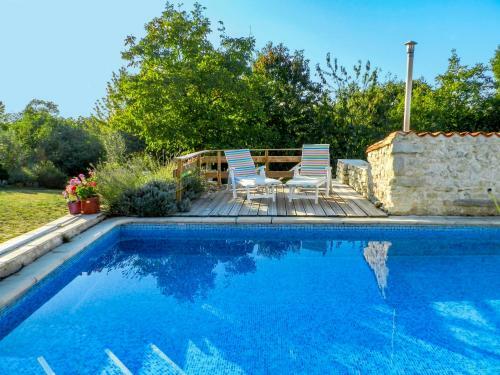 Holiday Home La Violette Brossac