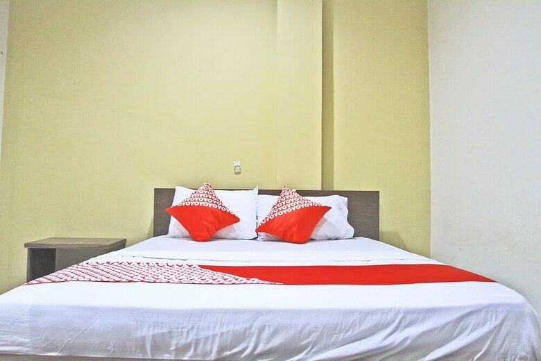 Hostal Oyo 1020 Pelita Guest House