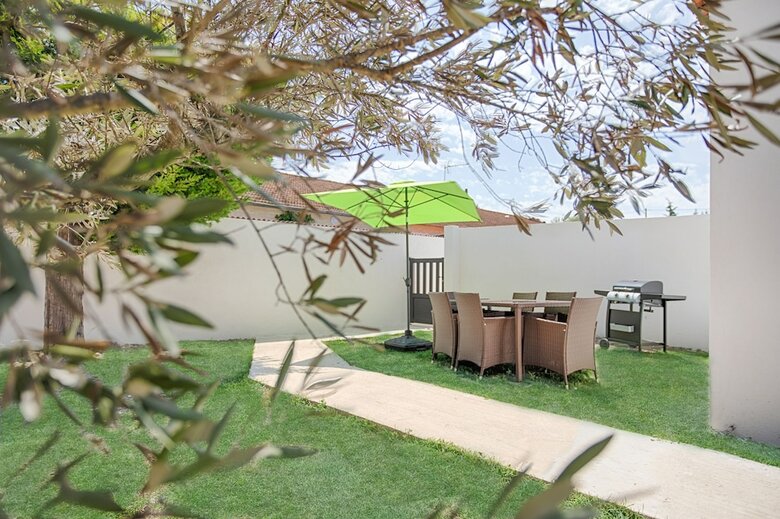 Relax Piscine P�tanque Sauna Jardin