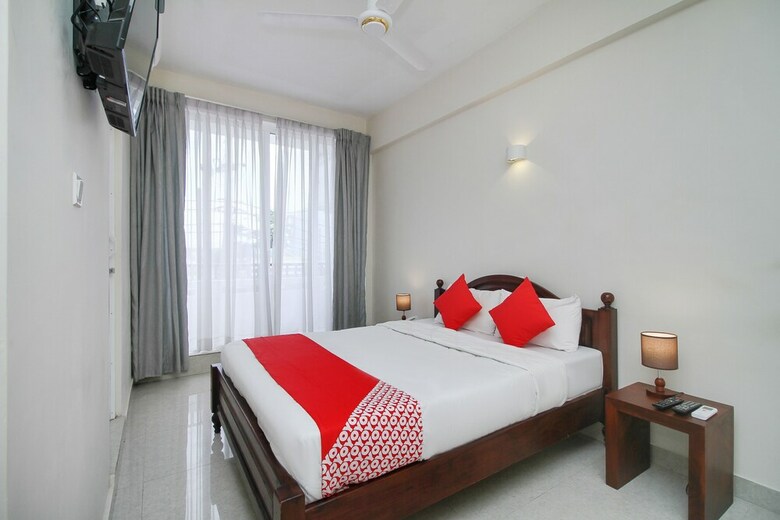 Oyo 233 The Lion Pub & Hotel