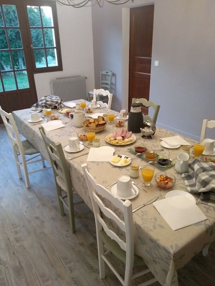 Bed & Breakfast La Maison De Pescate