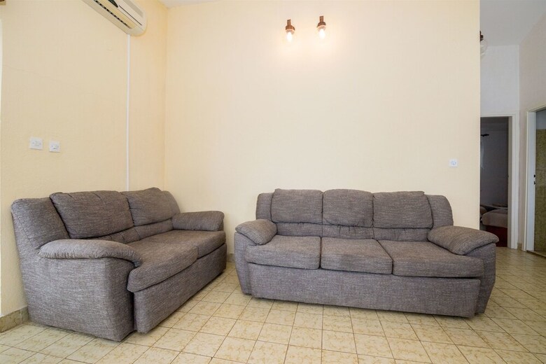 Apartments Kuli?