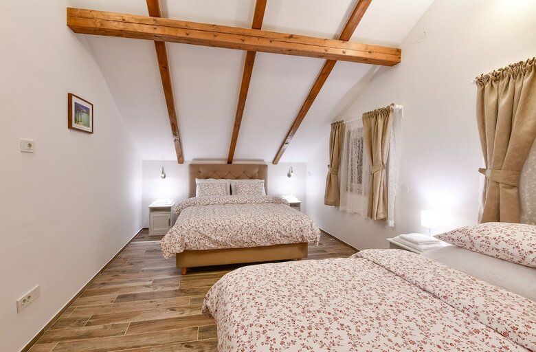 House Villas Joja