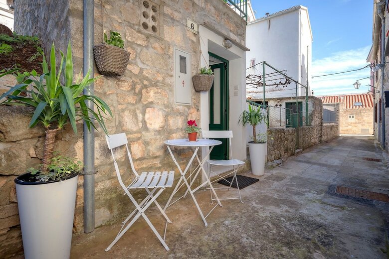 Apartments Lotti