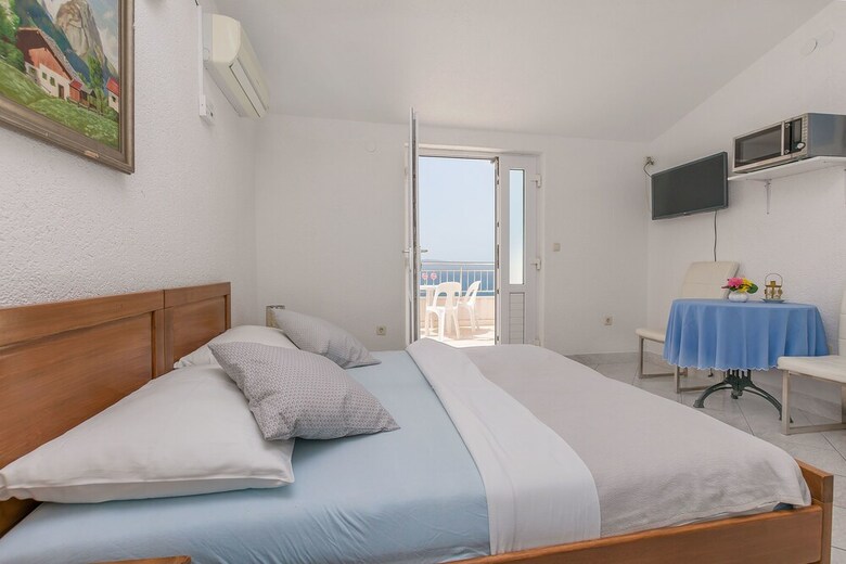 Apartments Luca
