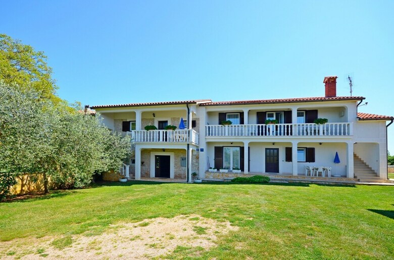 Apartments Mariano