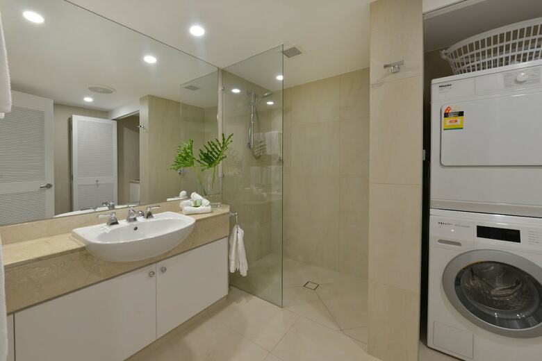 Mirage Luxury Villas