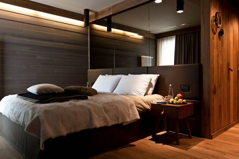 Alexander Charme Hotel