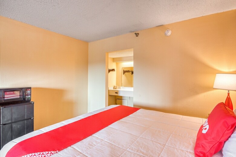 Oyo Hotel Jackson Fairgrounds I-55