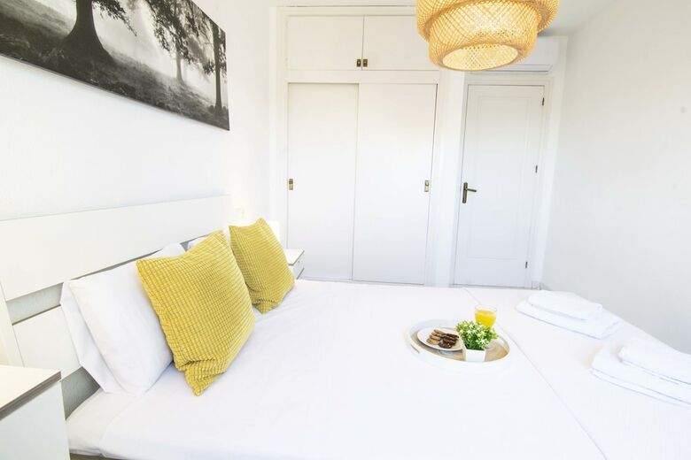 Apartamentos Letmalaga Calahonda