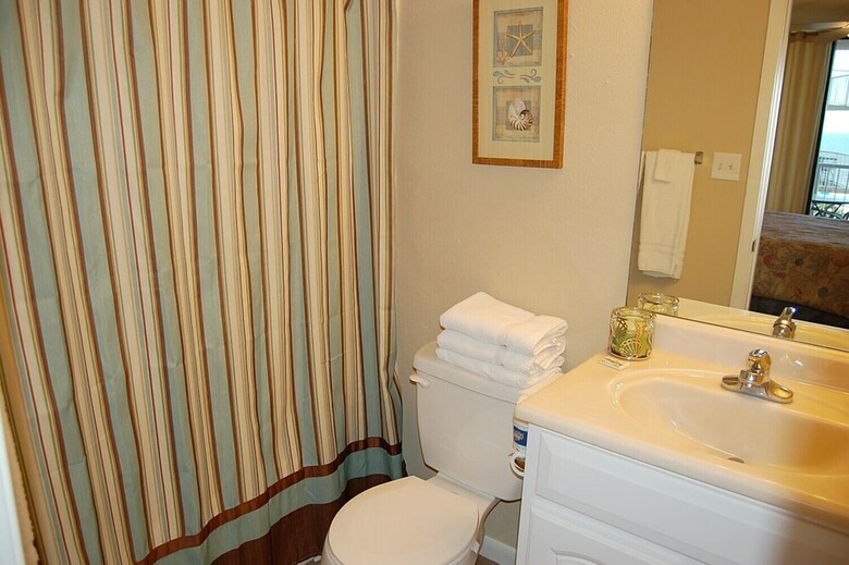 Hostal Seaside Beach  Racquet 5415 - Three Bedroom Condo
