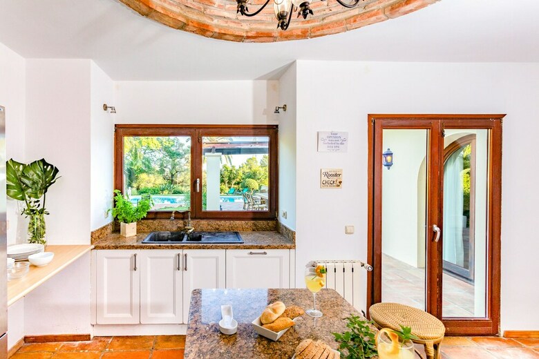 Oleholidays Villa Mediterranea Urb. Sierra Blanca