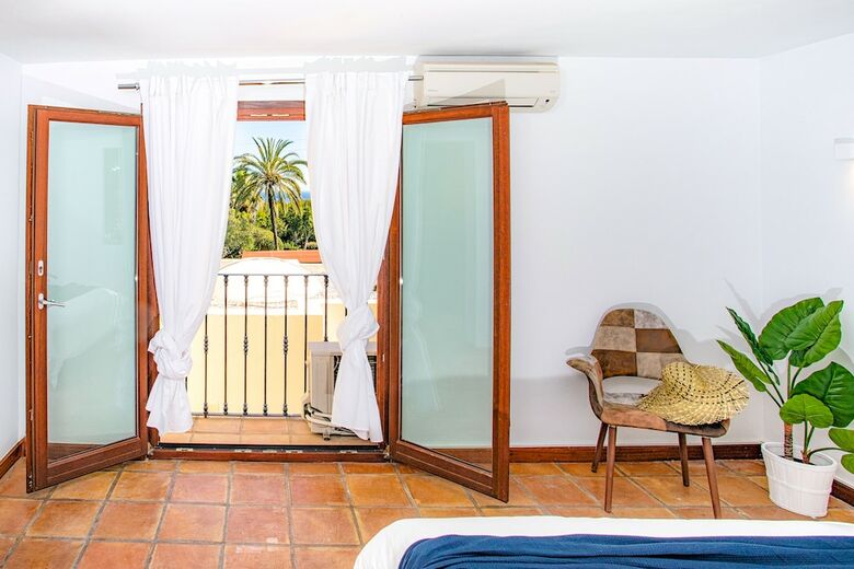 Oleholidays Villa Mediterranea Urb. Sierra Blanca