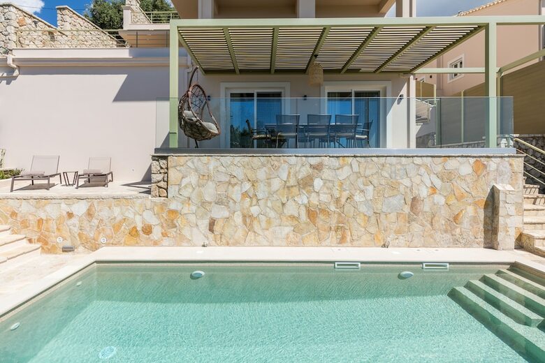 Bolla D'oro Luxury Villas