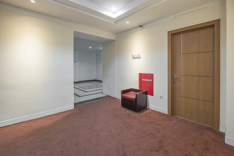 Oyo 1114 Hotel Denpasar Makassar