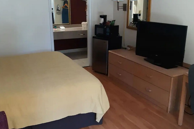 Oyo Hotel Phenix City Central
