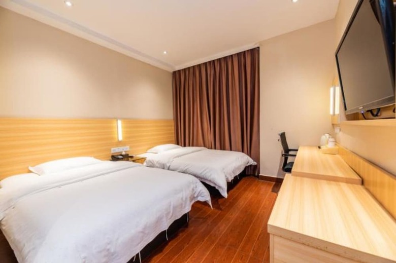 Hotel Yimi Shiergong Metro Station Branch