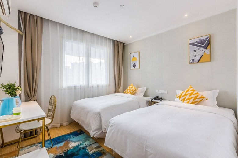 Hangzhou Laid-back Hotel