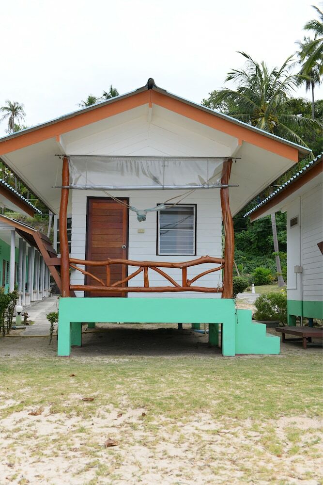 Hotel One More Night Beach