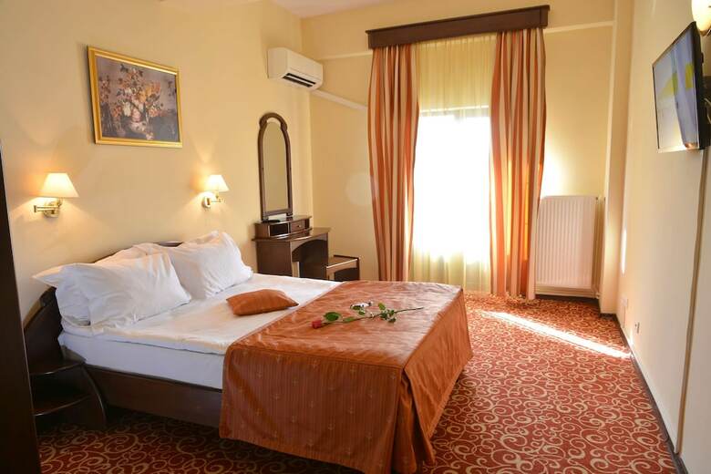 Central Hotel