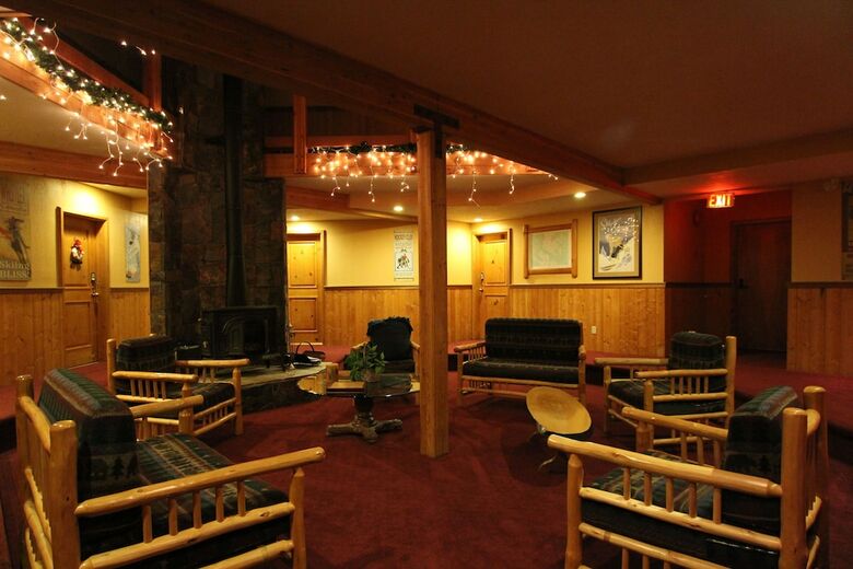Rainbow Suites By Whistler Retreats