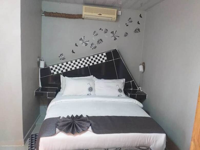 Hotel Sosleepy Bed And Breakfast