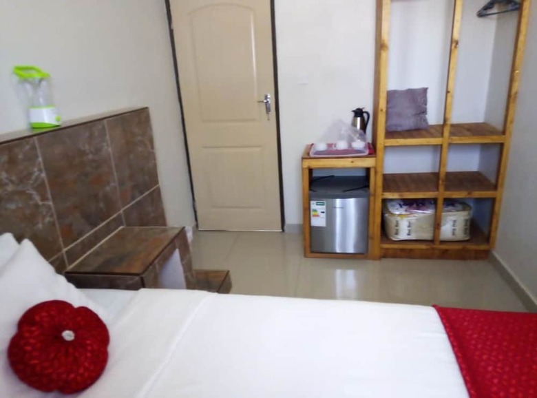 Hotel Sosleepy Bed And Breakfast