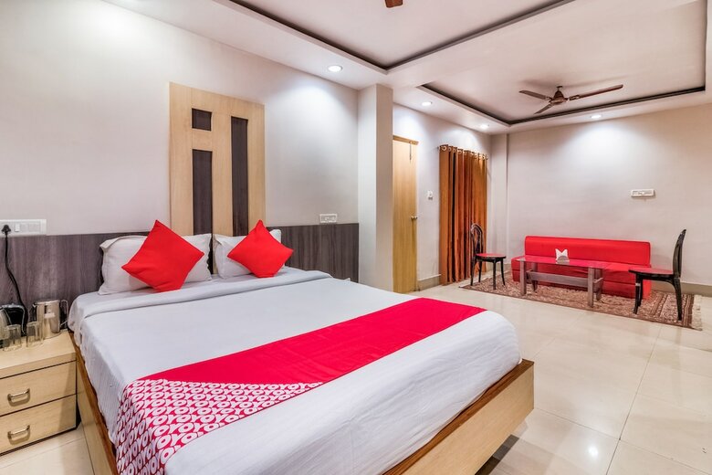 Capital O 35491 Hotel Aryan International