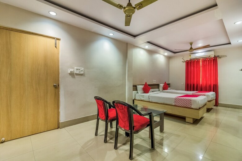 Capital O 35491 Hotel Aryan International